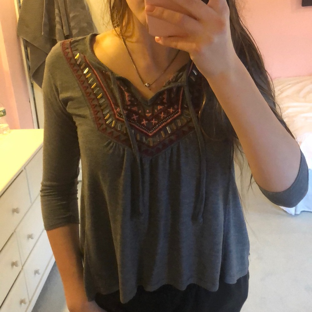 Hollister embroidered top